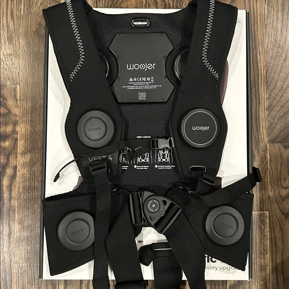 AMAZING! Woojer HD Haptic Vest 4! Like New! Only Tried Once!